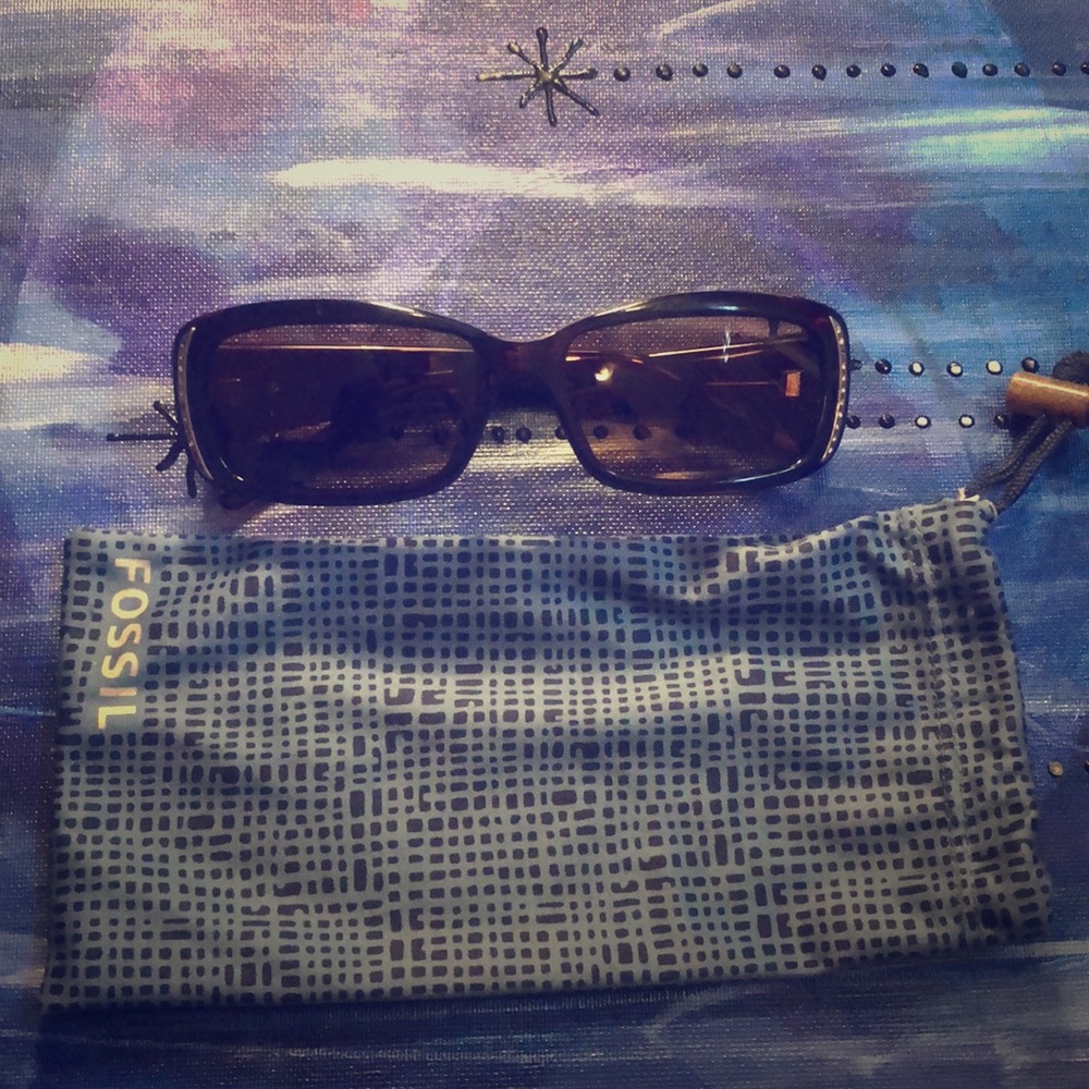 Authentic fossil sunglasses
